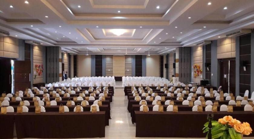 S-Tawan Hotel & Convention Maha Sarakham Exterior photo